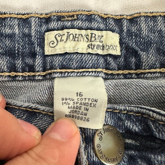 St. Johns Bay Stretch Bootcut Jeans Womens Size 16 Blue Denim Cotton Blend - Picture 3 of 8